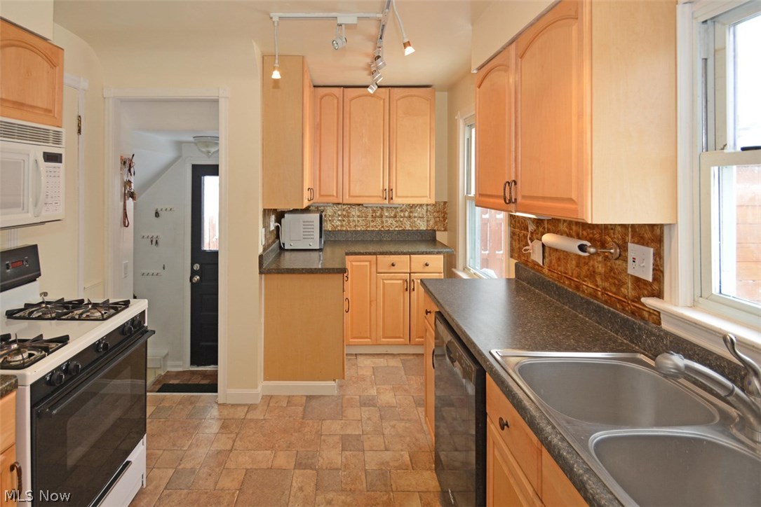 Madison Terrace - Residential