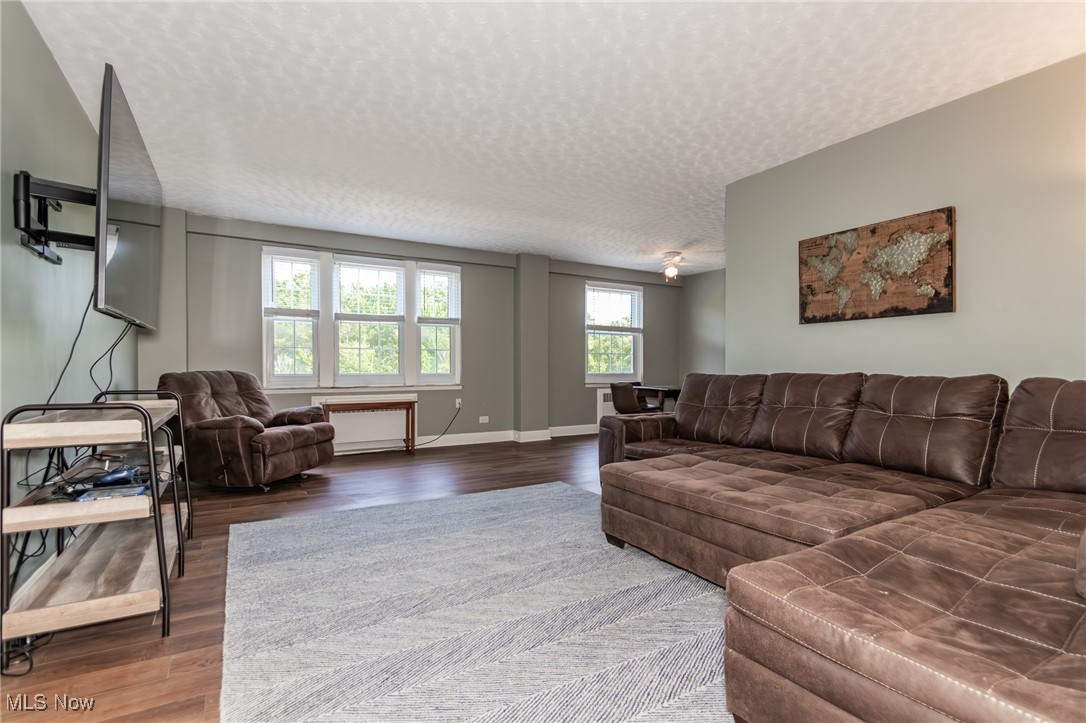 13800 Fairhill Road 419