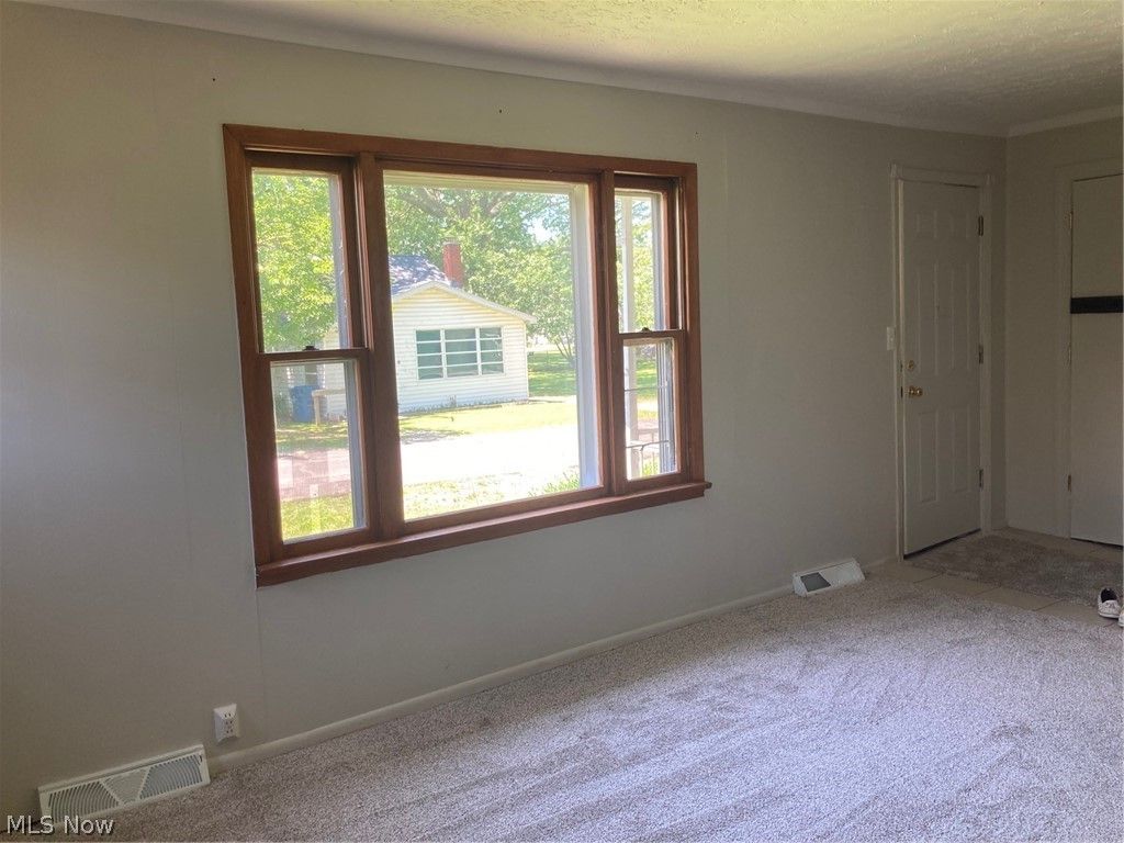 Photo of 273 Altamont Road, Vermilion, OH 44089 (MLS # 5220509)