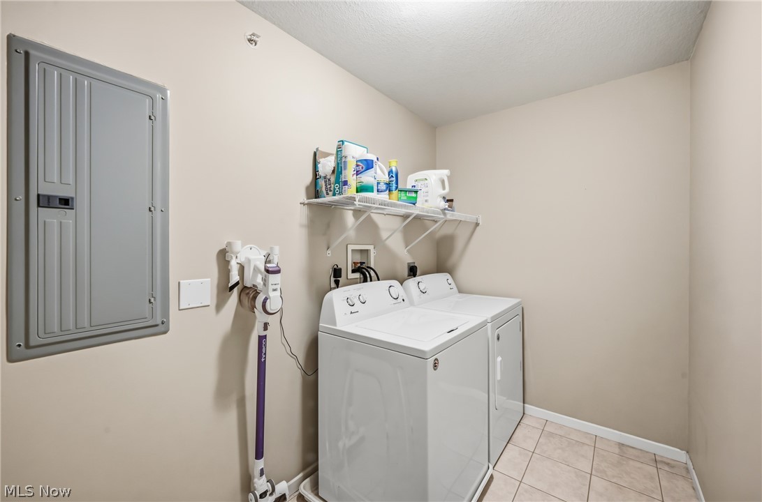 3635-3649 Indian Run Condos - Residential