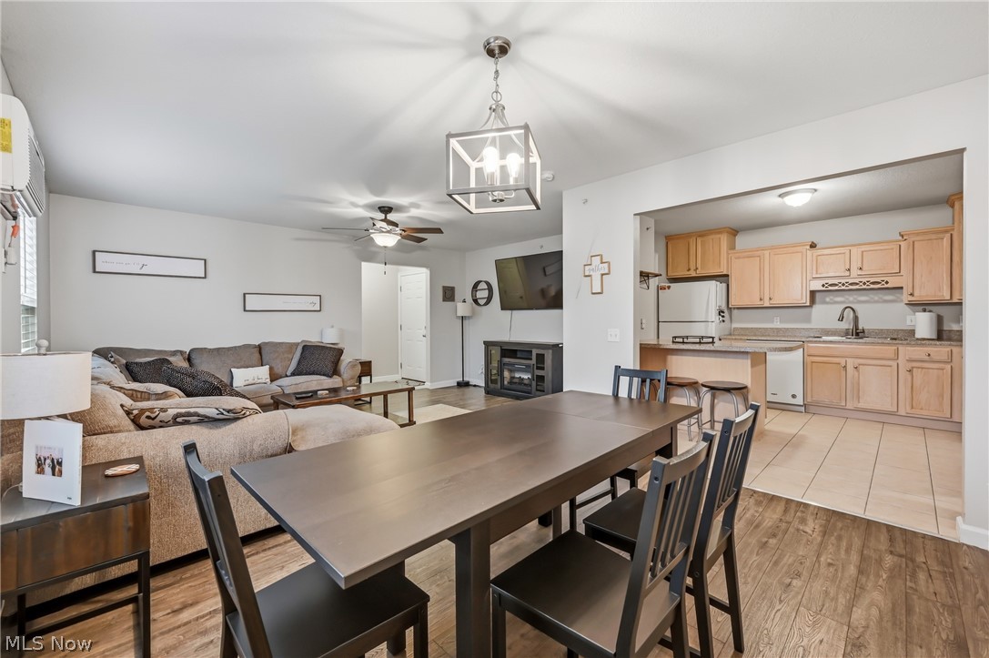 3635-3649 Indian Run Condos - Residential