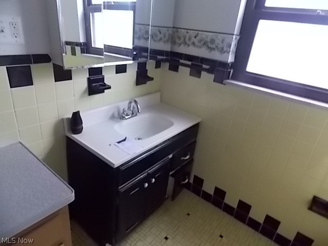 Monticello Manor - Residential