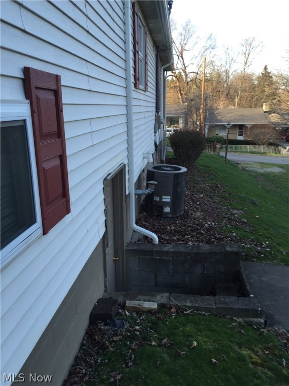 W L Thompsons Out Lts - Residential