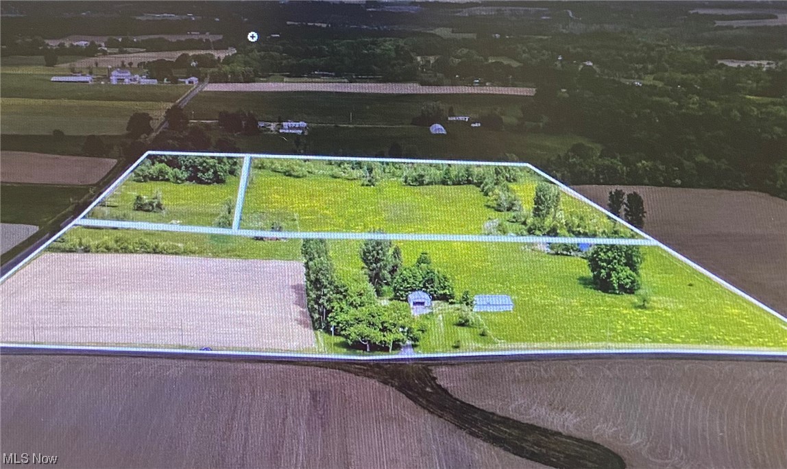 Want to build a home in the quiet country? Now is your chance?!