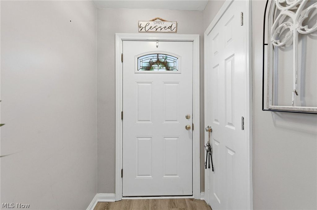 Photo of 2024 Broad Boulevard, Cuyahoga Falls, OH 44223 (MLS # 5205829)