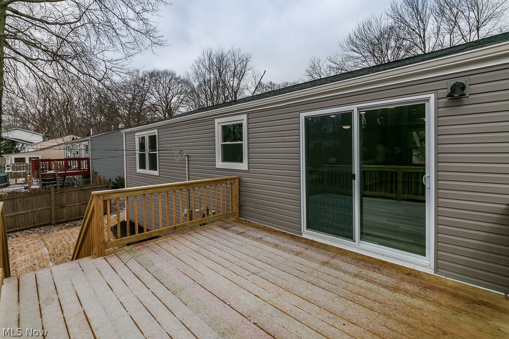 Madison Golf Lakelands Rsb 01 - Residential