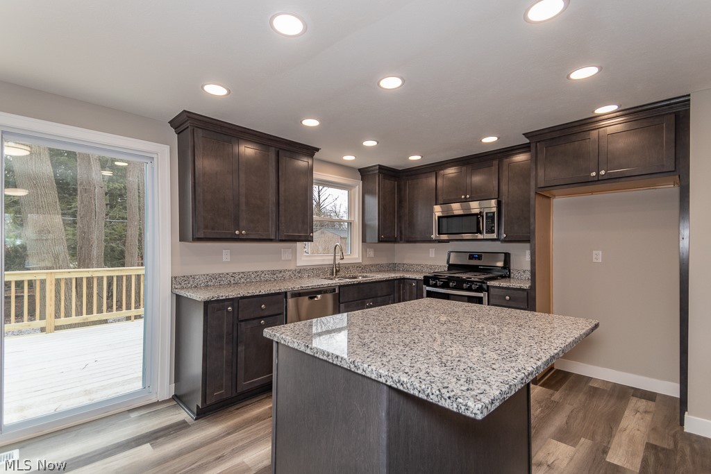 Madison Golf Lakelands Rsb 01 - Residential
