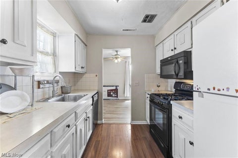 Tiny photo for 4777 Columbia Road #201, North Olmsted, OH 44070 (MLS # 5254514)