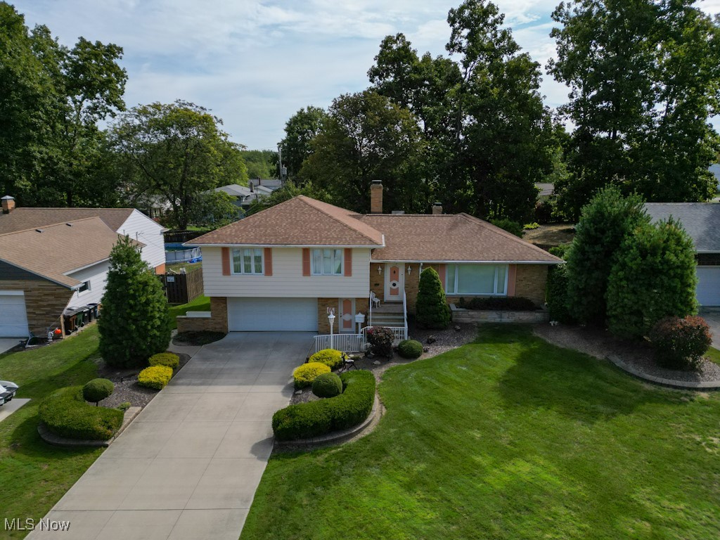 7681 Green Valley Drive, Parma, Ohio image 32