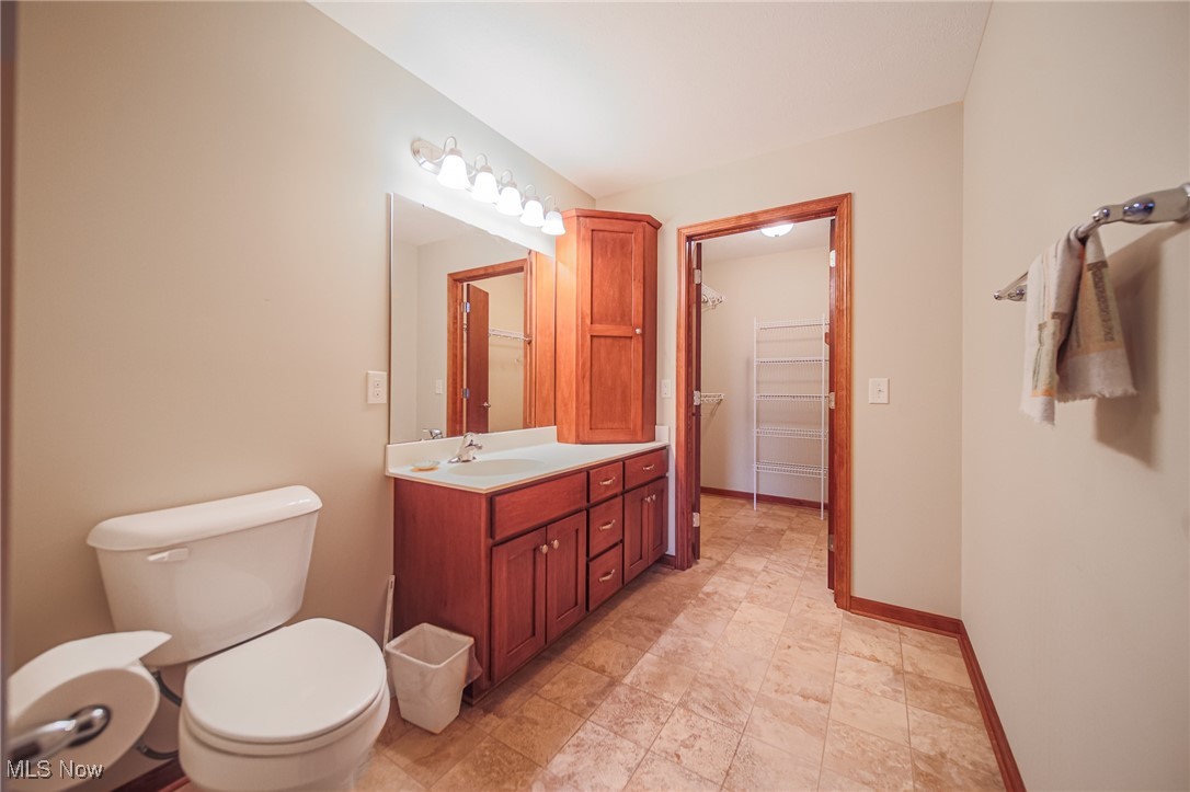 206 Woodbury Circle, Dalton, Ohio image 14