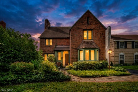 Photo of 18126 Lomond Boulevard, Shaker Heights, OH 44122 (MLS # 5239842)