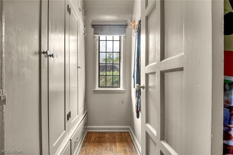 Tiny photo for 18126 Lomond Boulevard, Shaker Heights, OH 44122 (MLS # 5239842)