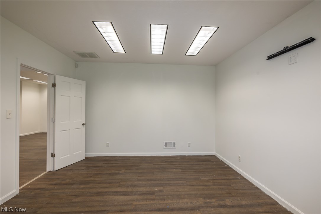 Bedford - Commercial Sale