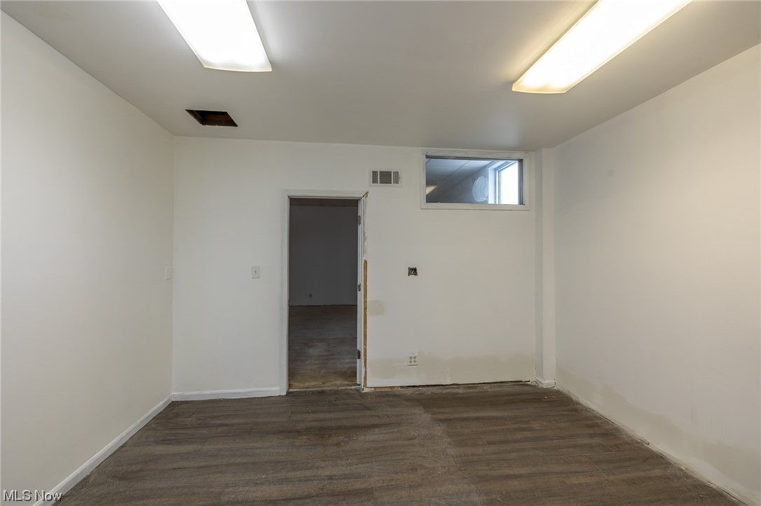 Bedford - Commercial Sale