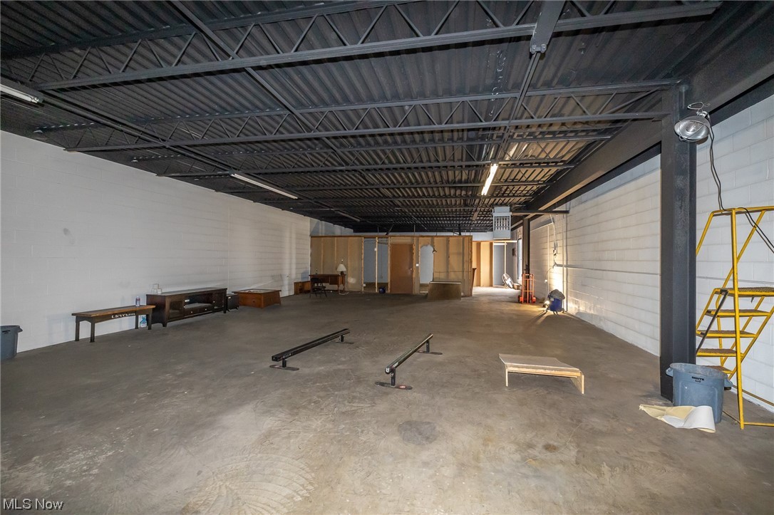 Bedford - Commercial Sale