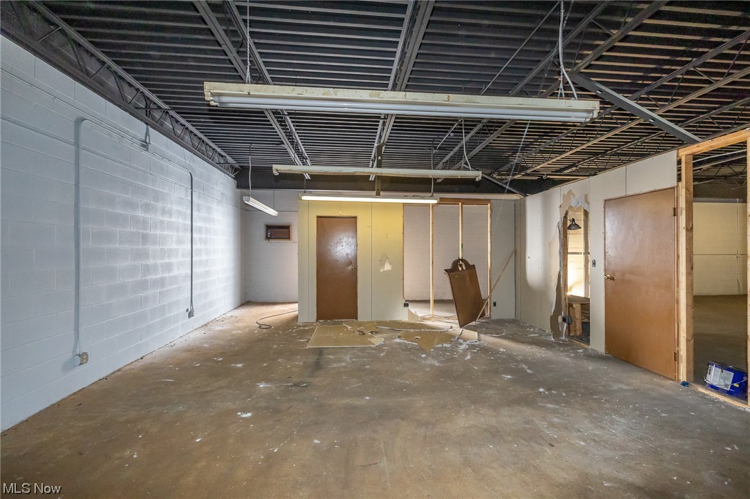 Bedford - Commercial Sale