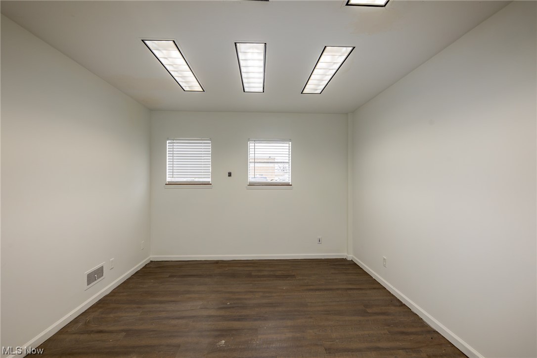 Bedford - Commercial Sale