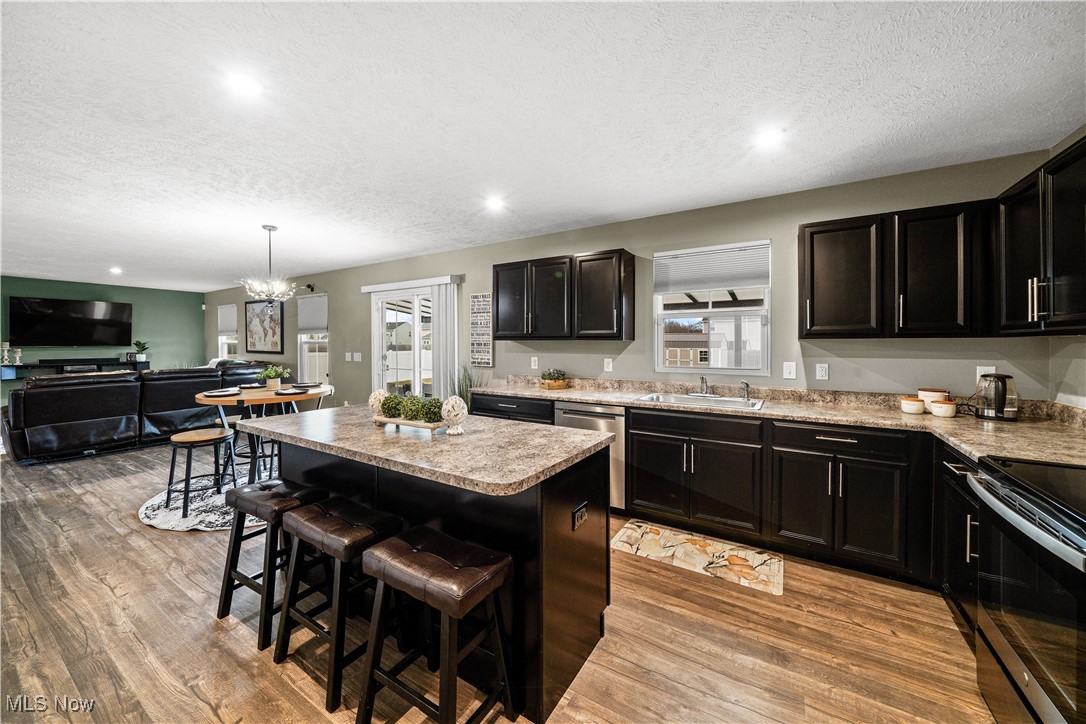 306 Fairfield Court, Elyria, Ohio image 2