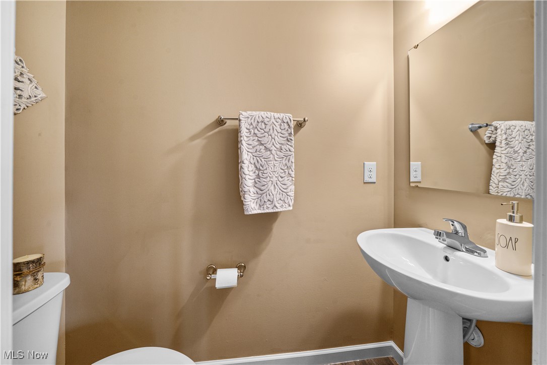 306 Fairfield Court, Elyria, Ohio image 19