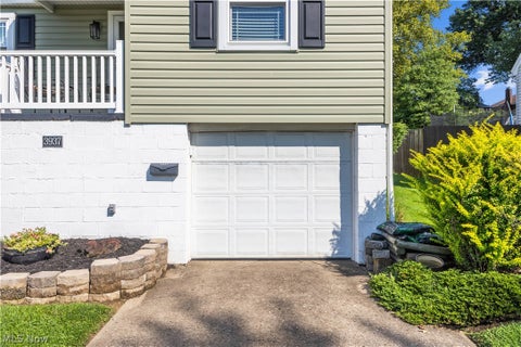 Tiny photo for 3937 Claremont Place, Weirton, WV 26062 (MLS # 5238915)