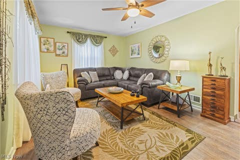Tiny photo for 3937 Claremont Place, Weirton, WV 26062 (MLS # 5238915)