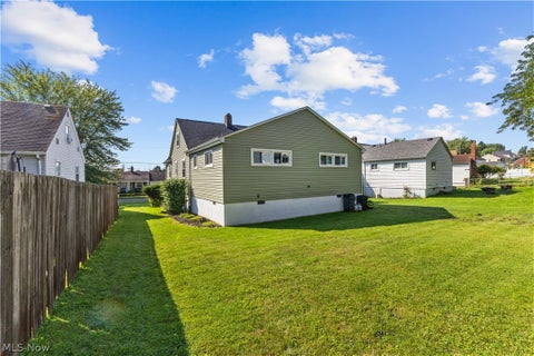 Tiny photo for 3937 Claremont Place, Weirton, WV 26062 (MLS # 5238915)