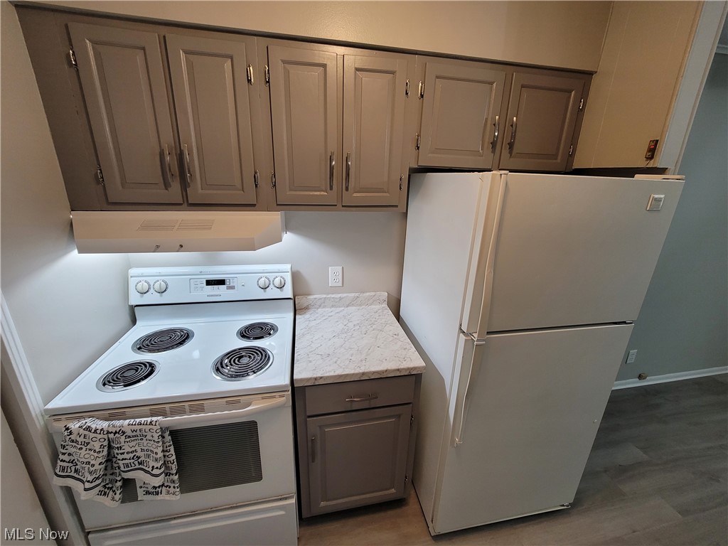 Fairway Villas Condo - Residential