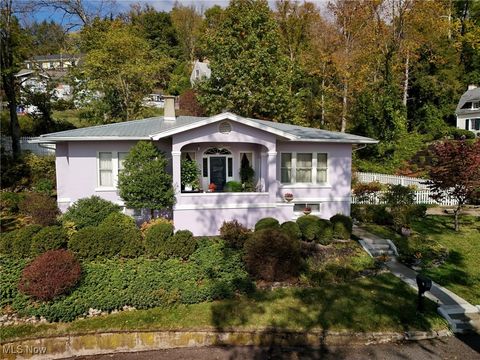Homes For Sale - 7 Arlington Drive<br/> Ohio County, Wheeling, WV 26003
