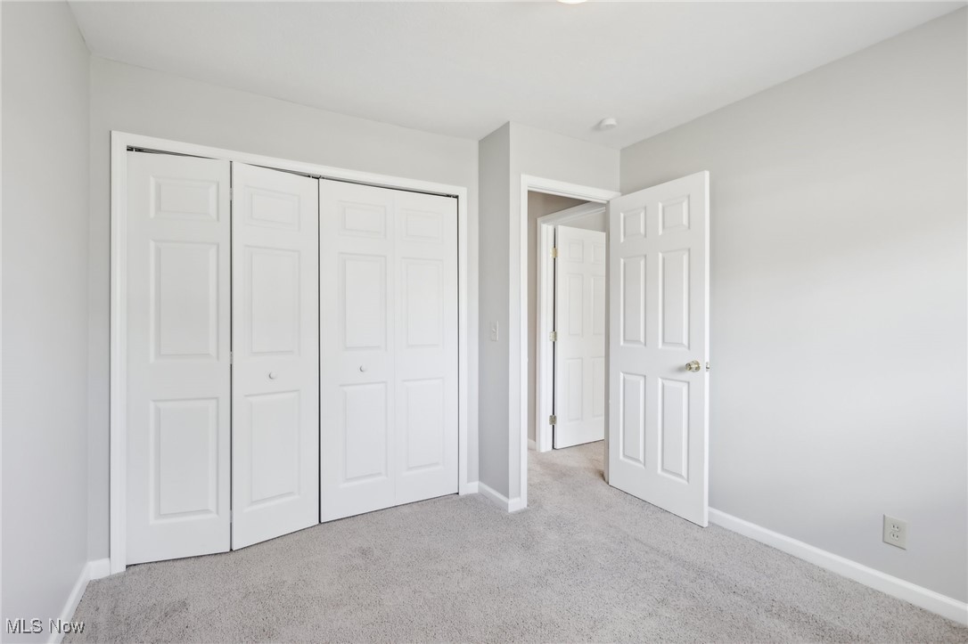 499 Robinhood Drive, Aurora, Ohio image 23