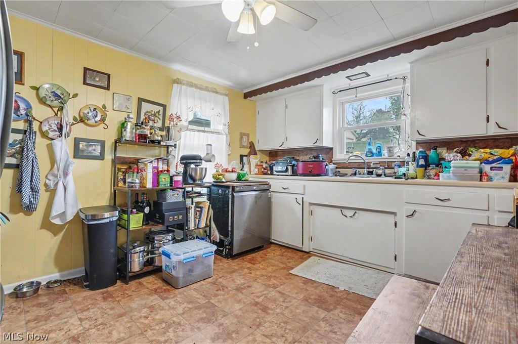 Photo of 145 Sherman Street, Lisbon, OH 44432 (MLS # 5195265)