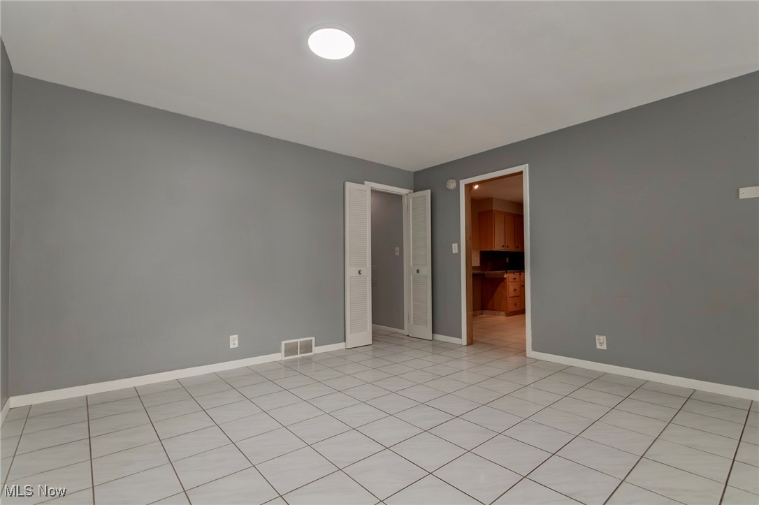 Larchmont Estate 03 - Residential