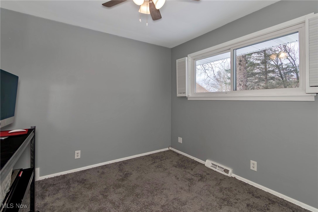 Larchmont Estate 03 - Residential