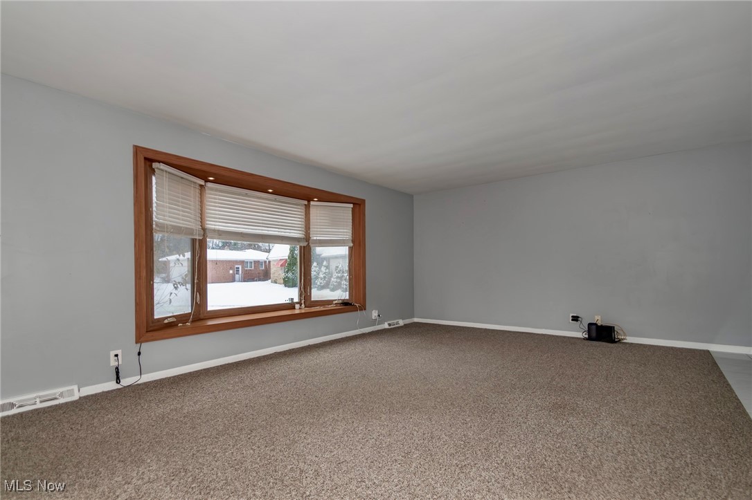 Larchmont Estate 03 - Residential