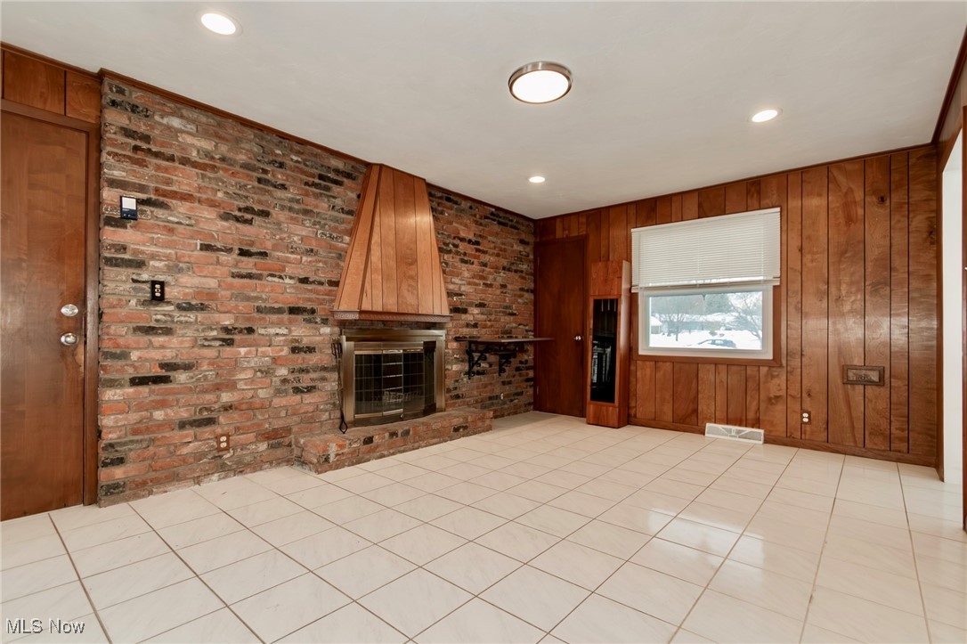 Larchmont Estate 03 - Residential