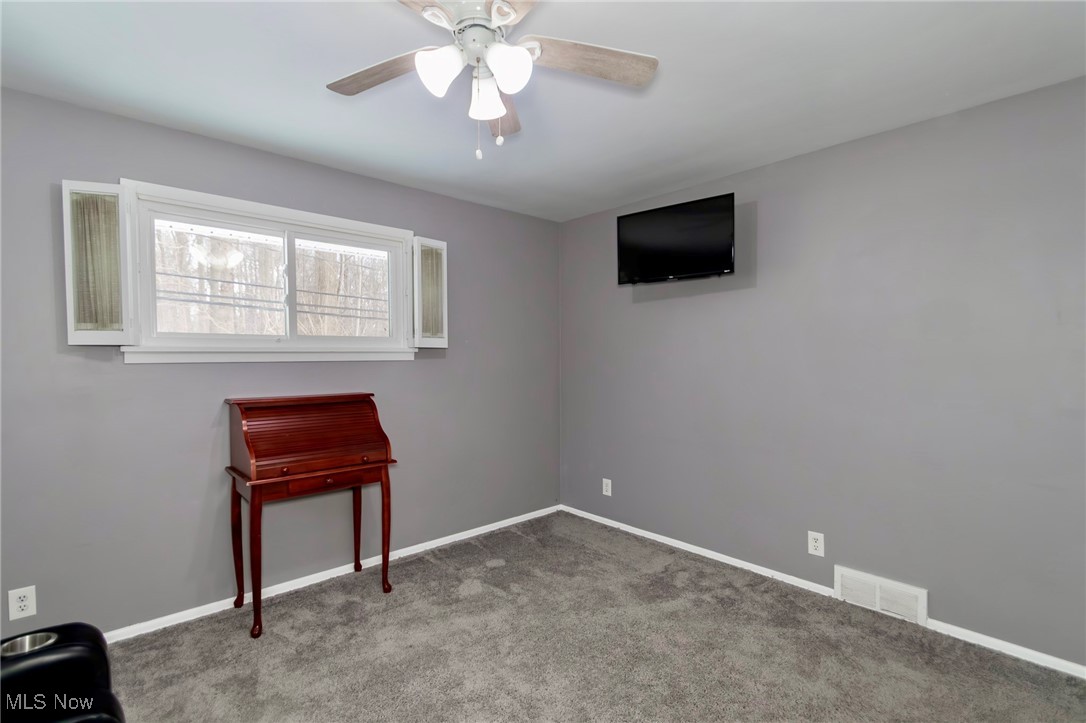 Larchmont Estate 03 - Residential