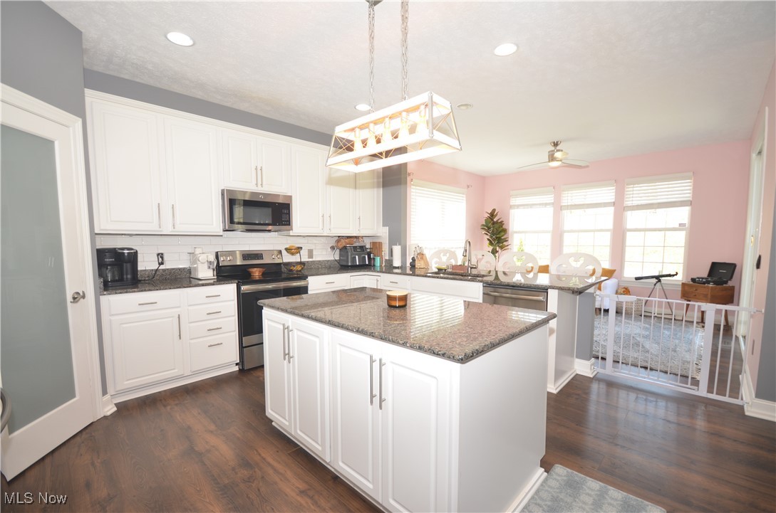 248 Woodside Lane, Tallmadge, Ohio image 22