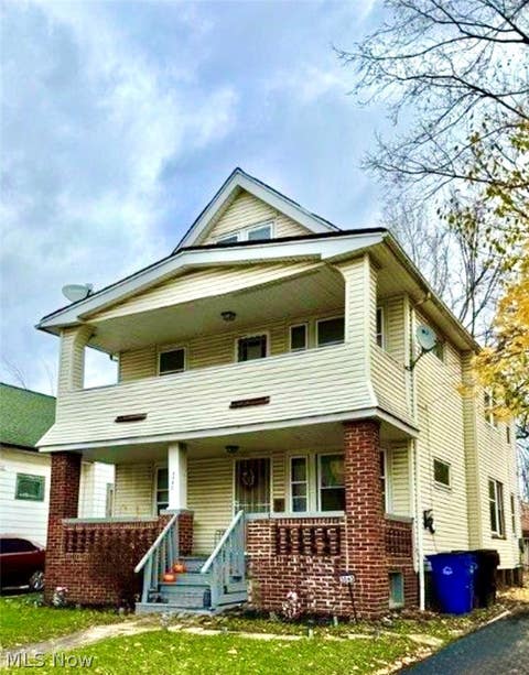 Multifamily For Rent - 3045 E 130th Street #2/UP<br/> Cleveland, OH 44120