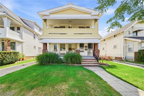 Multifamily For Sale - 2095 Chesterland Avenue<br/> Lakewood, OH 44107