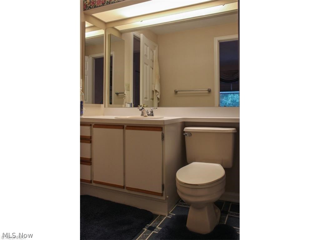 Woodland Lake Ph II - Residential Lease