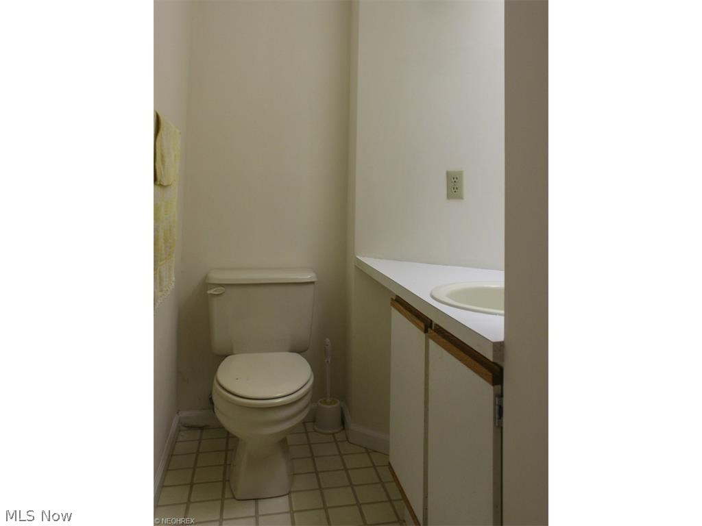 Woodland Lake Ph II - Residential Lease