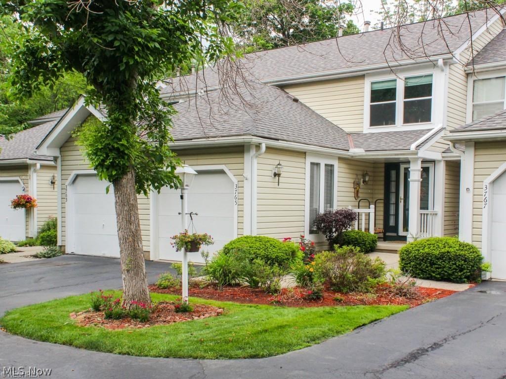 Welcome home to this VERY well maintained 2 bedroom condominium with loads of updates. Recently replaced roof and gutters. Newer
stove and fridge. Updates in 2013 to the second floor bath with new wall coverings, ceiling stucco, sink and faucets. Replacement
windows throughout and newer sliding patio doors. A serene deck on the main floor and a walk out finished lower level with a charming
and private patio overlooking the woods. Enjoy this ultra convenient location in this affordable and low maintenance condo!
No pets, no smoking, no section 8. all adult occupants must fill in an online application for credit, criminal and eviction history check. $35 application fee.