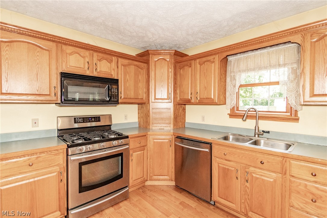 Golfview Woods Estates - Residential