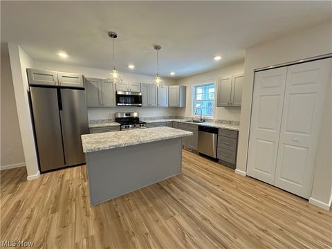 Tiny photo for 1208 Aberdeen Avenue, Youngstown, OH 44502 (MLS # 5190013)