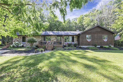 Homes For Sale - 13106 N Boone Road<br/> Columbia Station, OH 44028