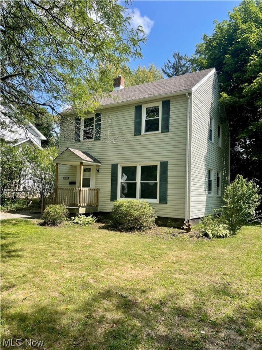 This Three Bedroom single family home in west Akron is ready to welcome a new family. Conveniently located new highway access and minutes from down. The updates include removal of over grown shrubs in the yard, power washed exterior. Freshly painted through out the home, basement to top floor. Brand new white laminate counter tops and pendent lights in the kitchen. LED recessed lighting in the bedrooms and new lighting fixtures in the bathroom. There are new appliances in the kitchen with dishwasher. Serious inquires should Call! All legal adult Applicants must submit to our company background check with non refundable fee. 
Qualifications: 
*3x1 Income ratio
*No evictions(5 Years)
*600+ Credit Score 
*Clear Criminal History. 
*Non Smoking Building
*Renters Insurance Required
*Single Family Home Rentals required an additionalWater Deposit