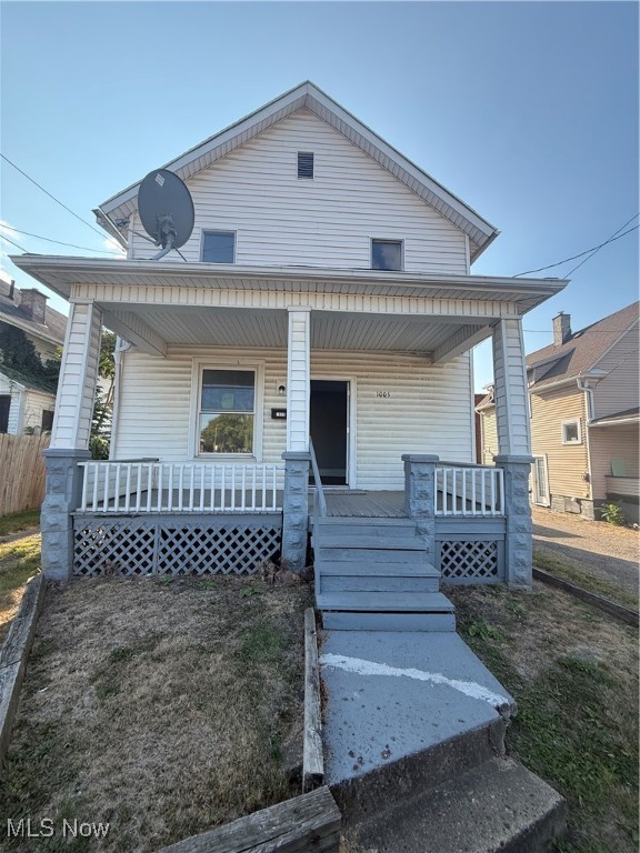 3 bedroom 1 bath house remodeled top to bottom.Utilities, paint, flooring, everything! Welcome home. All move in ready. Code cleared in August 2025. Or perfect for a rental.Call to see asap. Facing the civic center so right in the center of downtown excitement!