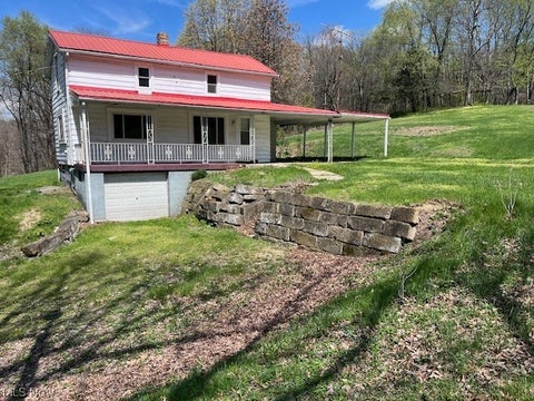 Homes For Sale - 686 Township Road 223<br/> Jefferson County, Richmond, OH 43944