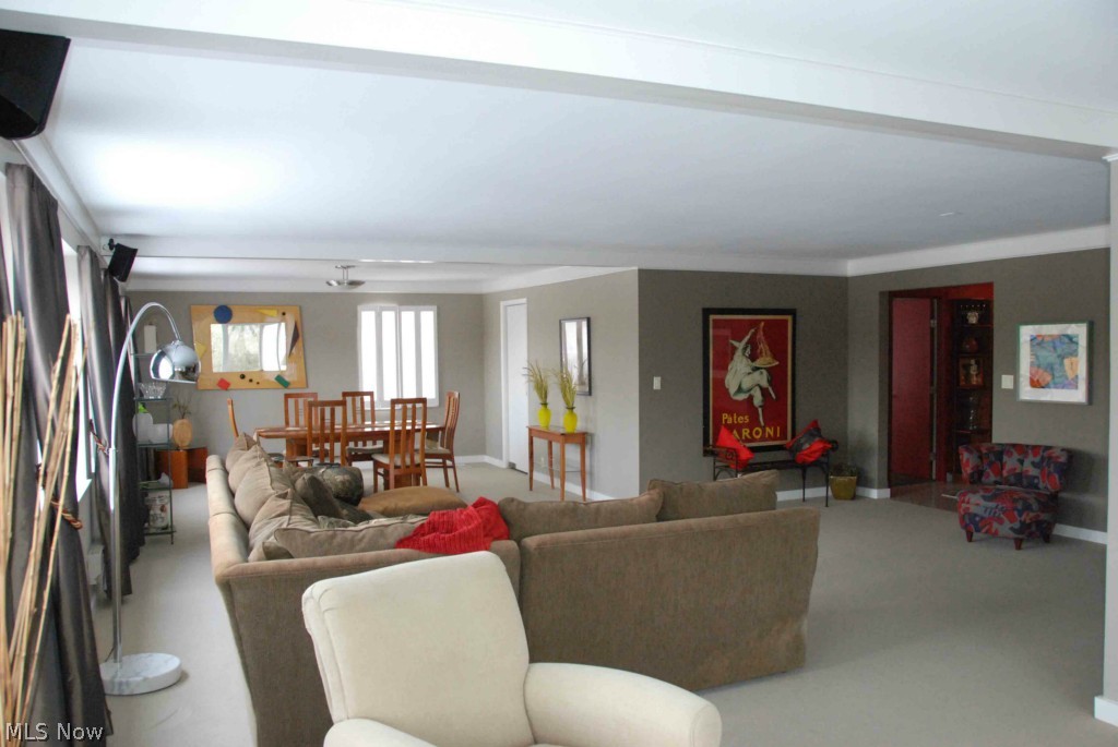 Diplomat Condo - Residential