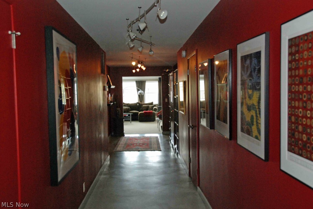 Diplomat Condo - Residential