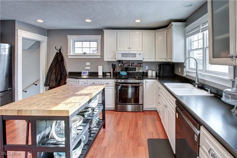 Tiny photo for 41 W 5th Avenue, Berea, OH 44017 (MLS # 5180073)